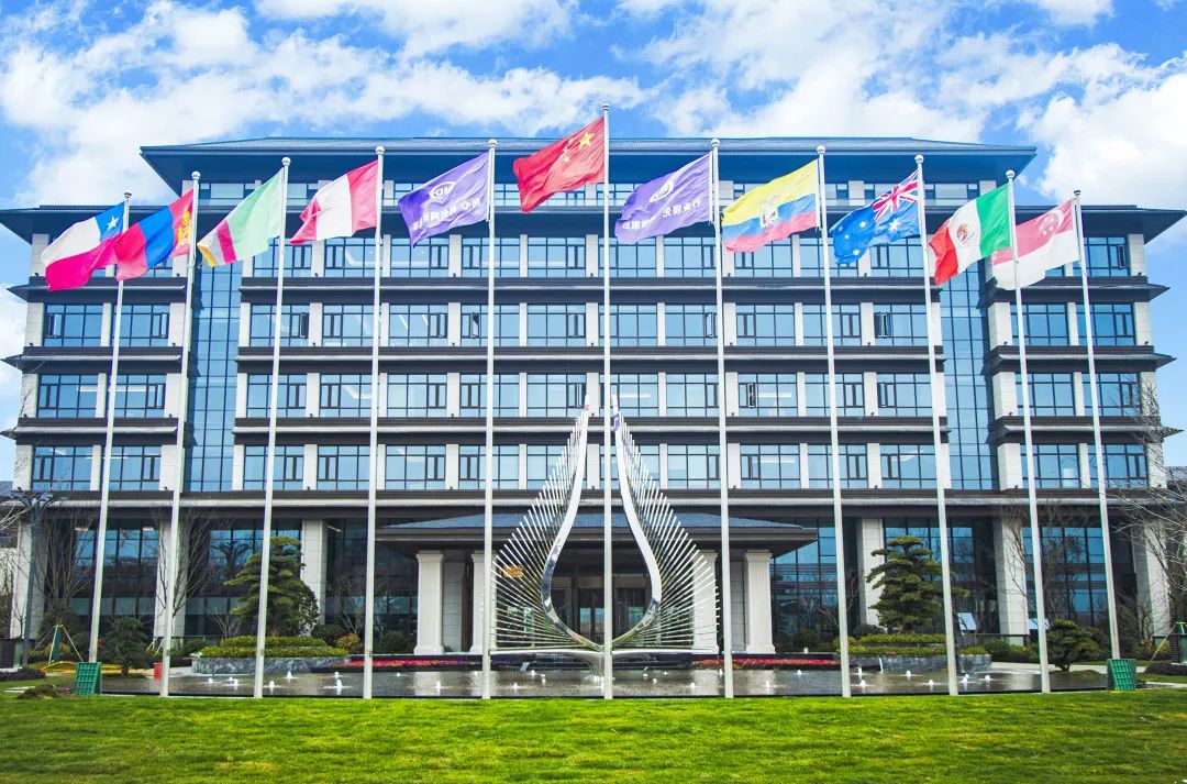 d0e5d781ca034edde4cea120e5fea35c